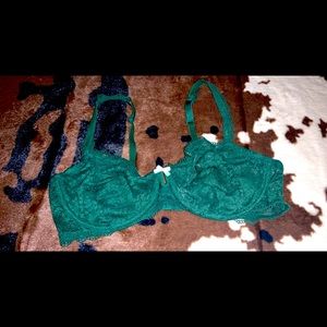 38 C Emerald Green Lace Bra NEW